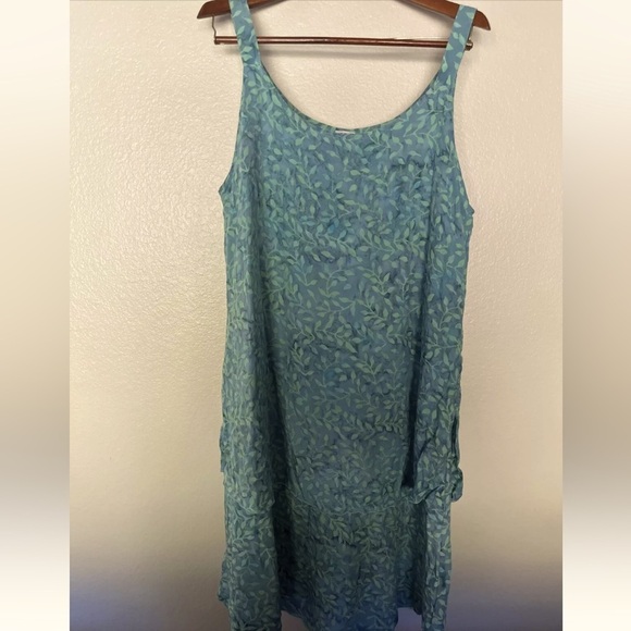Lost River Clothing Co. Dress Size XL Rayon Floral/Leaf Print Good Condition - Picture 2 of 10